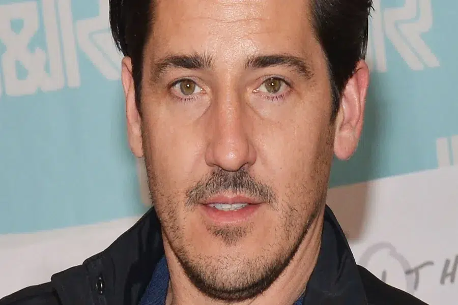 Jonathan Knight First Wife