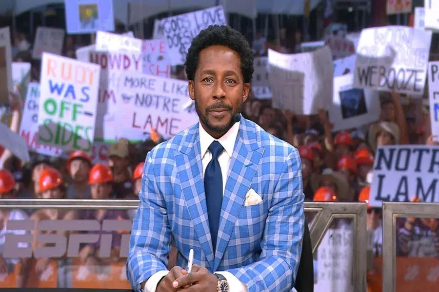 desmond howard wife