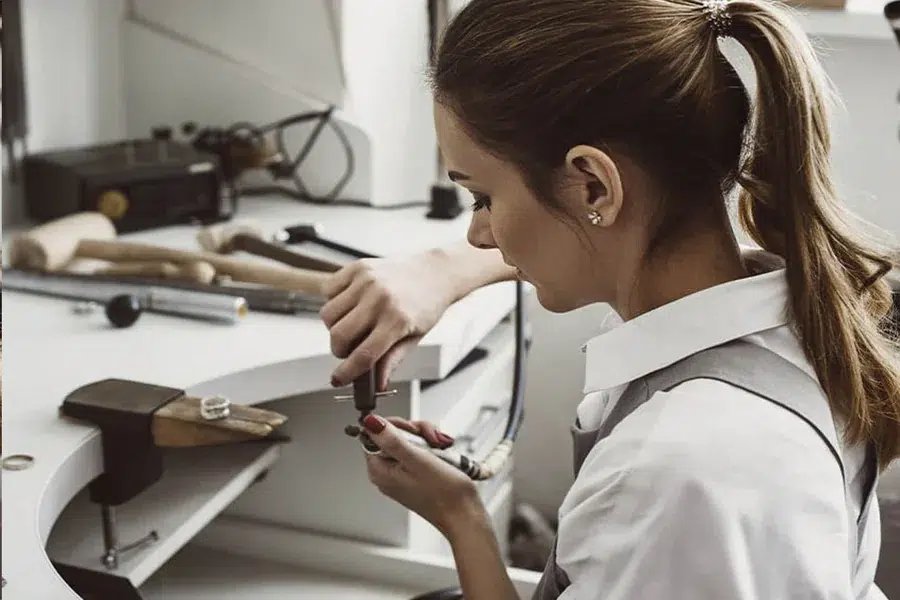 Billig Jewelers