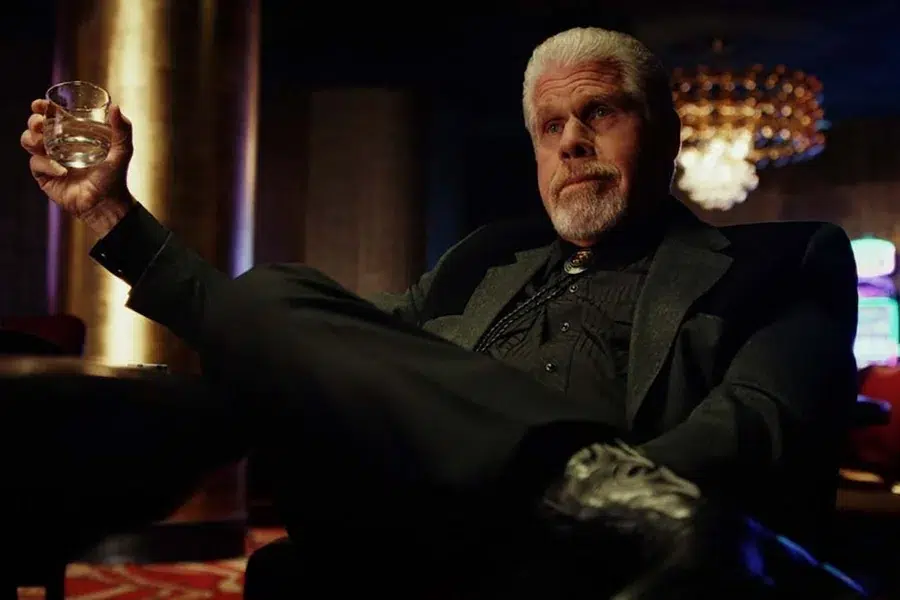 Ron Perlman Height