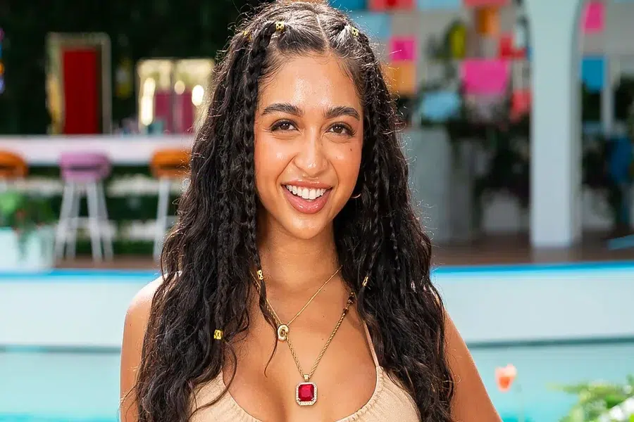 Cierra Love Island Age