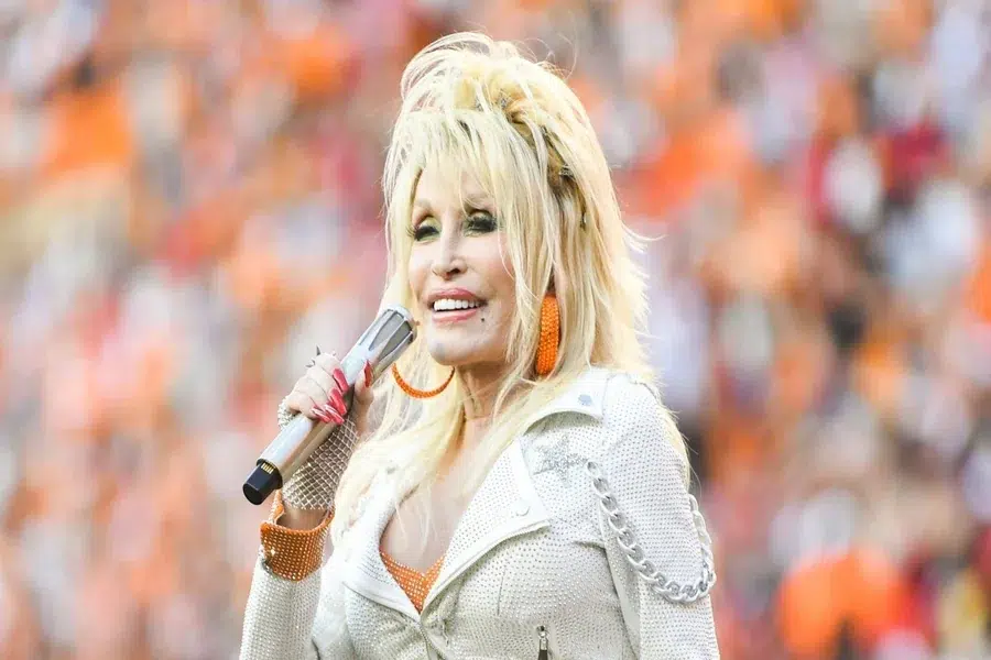 dolly parton net worth